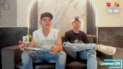 friends online show from May 1, 2026, 4:17 am