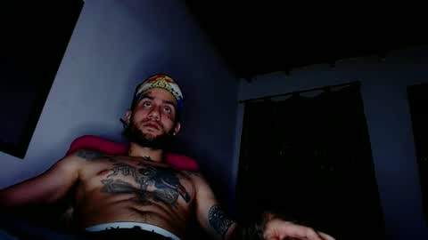 Snapshot of stivenunivers996 chatting on January 21, 2025, 1:08 am stiven online show from January 21, 2025, 1:08 am