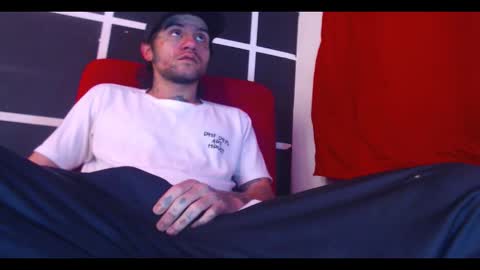 Snapshot of stivenunivers996 chatting on November 17, 2025, 2:34 pm stiven online show from November 17, 2025, 2:34 pm