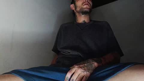 Snapshot of stivenunivers996 chatting on January 11, 2026, 10:09 am stiven online show from January 11, 2026, 10:09 am