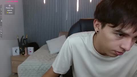 Snapshot of stiwentwink chatting on June 24, 2026, 2:16 pm Stiwen online show from June 24, 2026, 2:16 pm