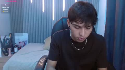 Snapshot of stiwentwink chatting on July 28, 2026, 3:21 pm Stiwen online show from July 28, 2026, 3:21 pm