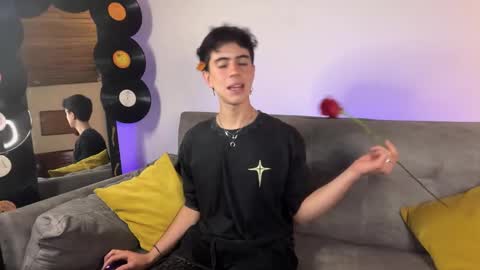 Stolas online show from February 22, 2026, 12:45 am