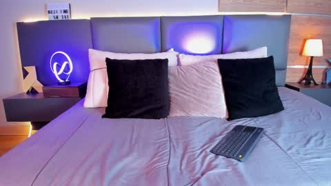 Snapshot of stone_lee_ chatting on February 5, 2025, 8:21 am Stone Lee online show from February 5, 2025, 8:21 am