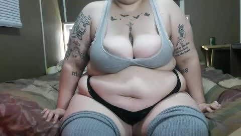 stonedbbw01 online show from July 13, 2026, 4:15 am