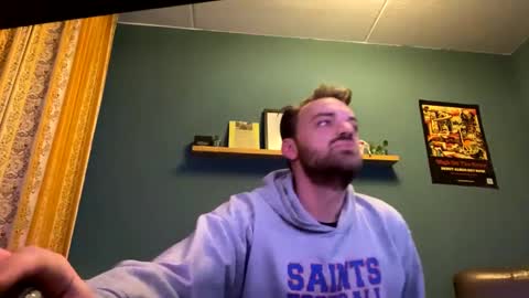 Snapshot of stonednboner chatting on December 1, 2024, 4:29 pm Stonerboner online show from December 1, 2024, 4:29 pm