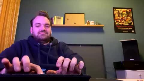 Snapshot of stonednboner chatting on November 10, 2025, 6:18 pm Stonerboner online show from November 10, 2025, 6:18 pm