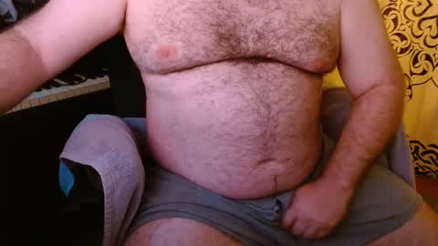 Snapshot of stonerbear42 chatting on September 26, 2025, 9:35 am Stonerbear42 online show from September 26, 2025, 9:35 am