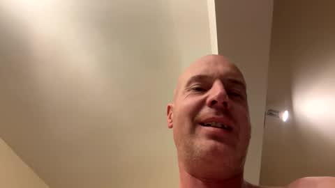 Snapshot of stoodley22 chatting on November 18, 2025, 3:49 pm Stoodley22 online show from November 18, 2025, 3:49 pm