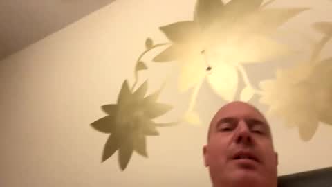 Snapshot of stoodley22 chatting on November 21, 2025, 4:38 pm Stoodley22 online show from November 21, 2025, 4:38 pm