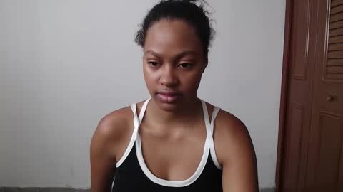 Snapshot of stormihills_ chatting on March 22, 2026, 6:33 pm stormihills_ online show from March 22, 2026, 6:33 pm