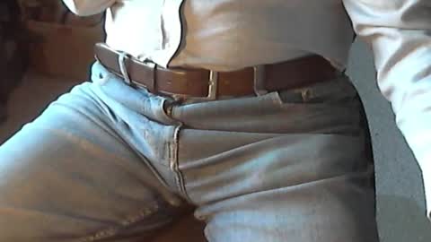 Snapshot of str8_dave chatting on June 8, 2026, 7:36 pm Dave online show from June 8, 2026, 7:36 pm