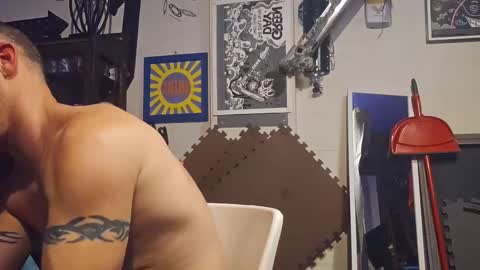 Snapshot of str8foryouguy chatting on February 10, 2025, 8:00 pm Str8 online show from February 10, 2025, 8:00 pm