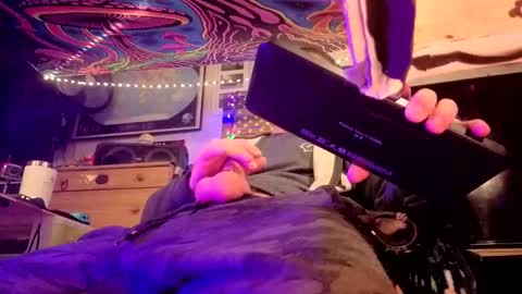 Str8 online show from February 10, 2026, 6:23 pm