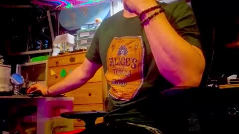 Str8 online show from March 4, 2026, 4:40 am