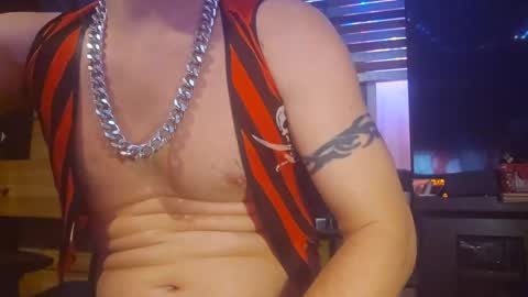 Str8 online show from May 3, 2026, 3:34 am