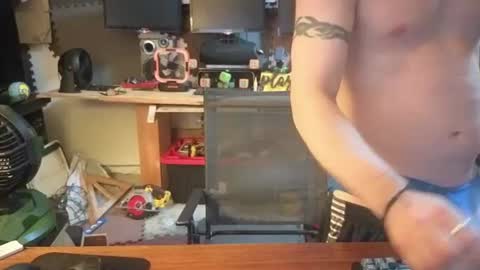 Str8 online show from July 7, 2026, 5:10 am