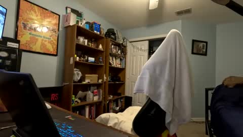 Snapshot of str8whiteboy21 chatting on December 5, 2024, 11:51 pm str8whiteboy21 online show from December 5, 2024, 11:51 pm