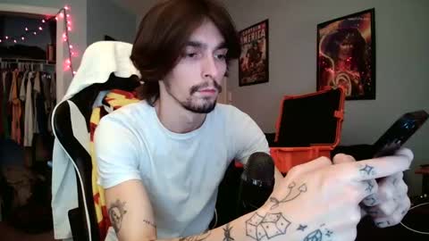 Snapshot of str8whiteboy21 chatting on December 17, 2024, 5:18 am str8whiteboy21 online show from December 17, 2024, 5:18 am