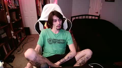 Snapshot of str8whiteboy21 chatting on December 23, 2024, 5:39 am str8whiteboy21 online show from December 23, 2024, 5:39 am