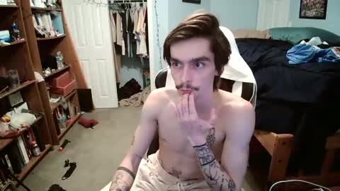 Snapshot of str8whiteboy21 chatting on February 12, 2025, 5:47 am str8whiteboy21 online show from February 12, 2025, 5:47 am