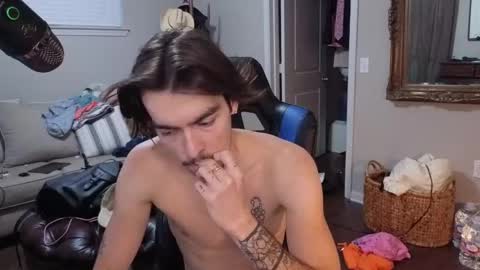 Snapshot of str8whiteboy21 chatting on September 11, 2025, 11:10 am str8whiteboy21 online show from September 11, 2025, 11:10 am