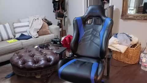 Snapshot of str8whiteboy21 chatting on September 20, 2025, 8:32 pm str8whiteboy21 online show from September 20, 2025, 8:32 pm