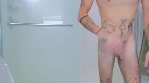 Snapshot of str8whiteboy21 chatting on October 28, 2025, 2:53 pm str8whiteboy21 online show from October 28, 2025, 2:53 pm