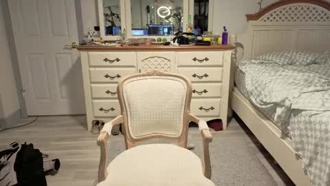 str8whiteboy21 online show from February 25, 2026, 6:28 pm