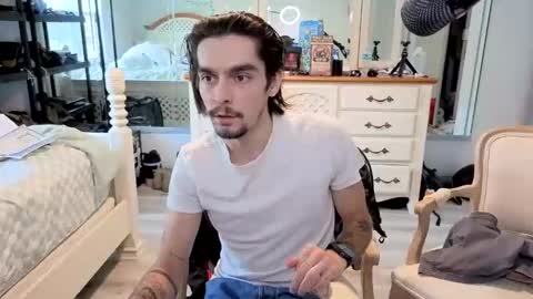 str8whiteboy21 online show from April 20, 2026, 3:59 pm