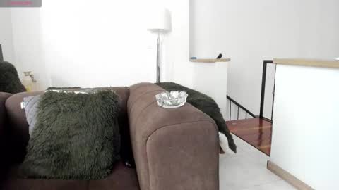 straight__friends online show from February 1, 2026, 2:15 pm