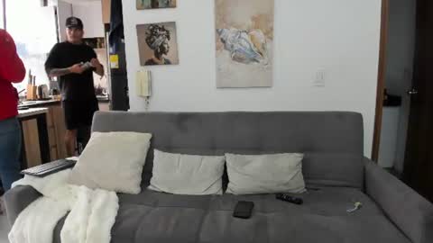 straight__friends online show from June 10, 2026, 2:27 pm