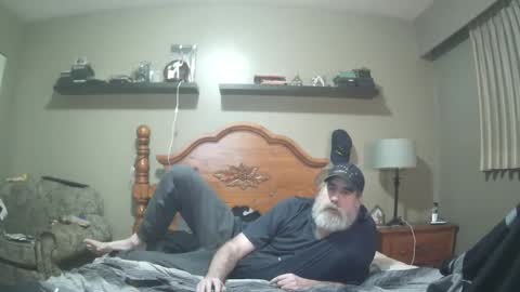 Straightbear4you online show from February 23, 2025, 1:24 am