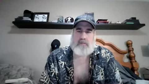 Straightbear4you online show from November 9, 2025, 11:25 pm