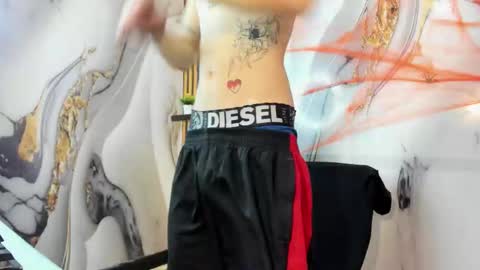 NICK online show from November 7, 2025, 3:28 am