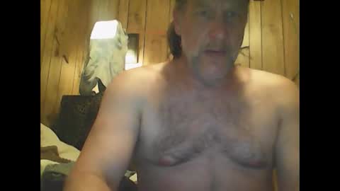 straightmaletouse online show from April 21, 2026, 5:36 am
