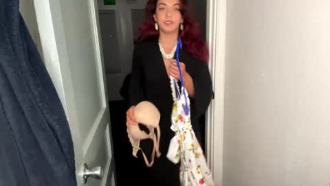 Snapshot of straightoutthetrailer chatting on December 14, 2024, 4:23 am lucille beatrice luficer call me lucy online show from December 14, 2024, 4:23 am