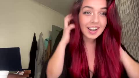 Snapshot of straightoutthetrailer chatting on January 12, 2025, 4:21 am lucille beatrice luficer call me lucy online show from January 12, 2025, 4:21 am