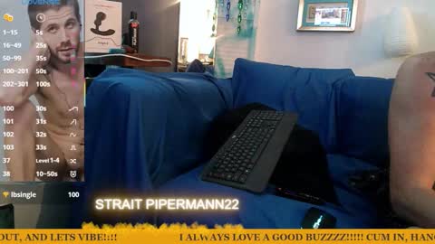 straitpipermann22 online show from December 13, 2025, 7:53 pm