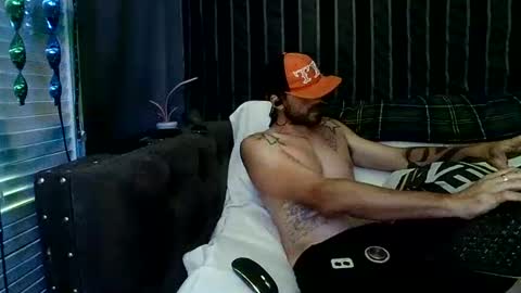 Snapshot of straitpipermann22 chatting on July 5, 2026, 11:34 pm straitpipermann22 online show from July 5, 2026, 11:34 pm