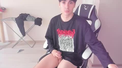 Ray online show from September 22, 2025, 1:57 pm