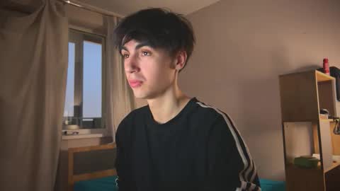 Ray online show from February 17, 2026, 3:29 pm