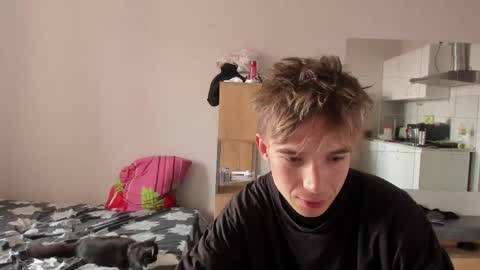 Snapshot of stralght_twinks chatting on May 26, 2026, 11:50 am Ray online show from May 26, 2026, 11:50 am
