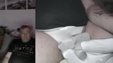 Snapshot of stranger1966 chatting on December 9, 2024, 6:01 am Stranger online show from December 9, 2024, 6:01 am