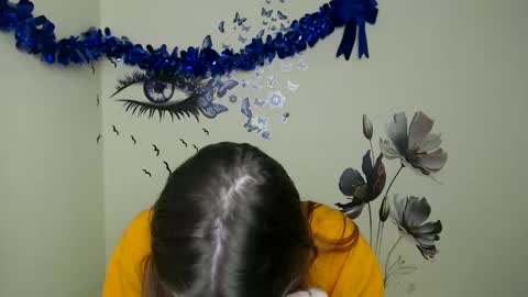 Snapshot of stranger_giirl chatting on January 8, 2025, 1:09 pm Amalia online show from January 8, 2025, 1:09 pm