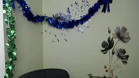 Snapshot of stranger_giirl chatting on February 15, 2025, 1:16 pm Amalia online show from February 15, 2025, 1:16 pm