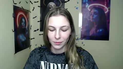 Snapshot of stranger_giirl chatting on March 2, 2025, 3:48 pm Amalia online show from March 2, 2025, 3:48 pm