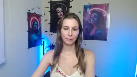 Amalia online show from December 5, 2025, 2:03 pm