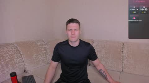 Snapshot of stranggee chatting on June 2, 2026, 6:43 pm Artem online show from June 2, 2026, 6:43 pm