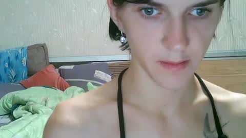 Strawberry Storm online show from September 29, 2025, 8:35 pm